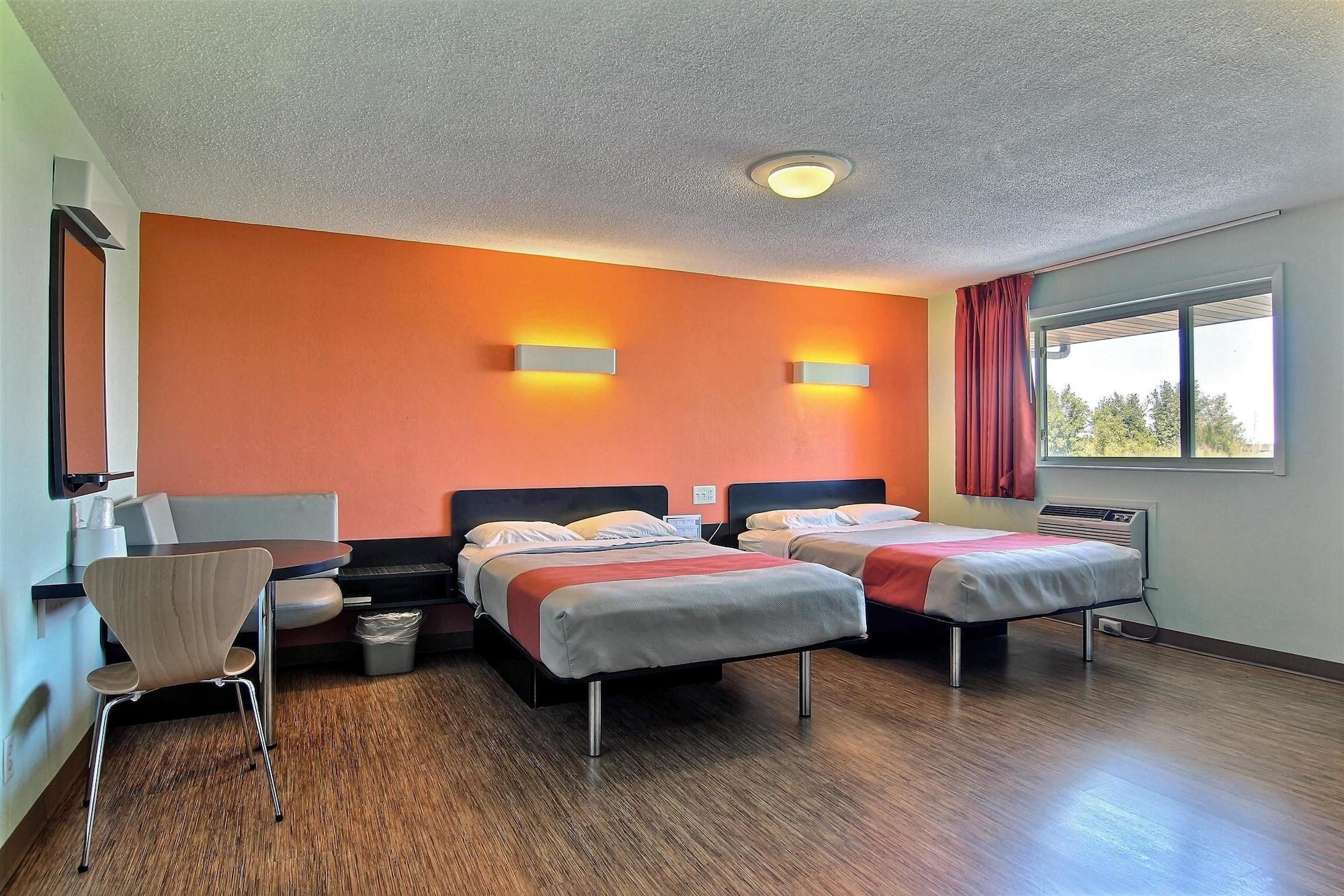 Motel 6-Gilman, Il Εξωτερικό φωτογραφία