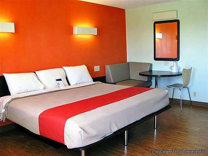 Motel 6-Gilman, Il Εξωτερικό φωτογραφία
